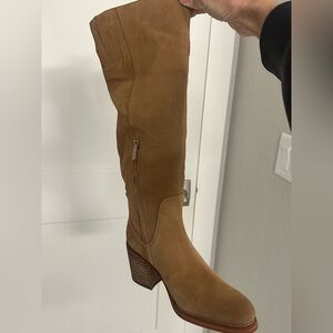 New Sz8 Sam Edelman Soyer Wide calf Boots with 1call-out .see photos.